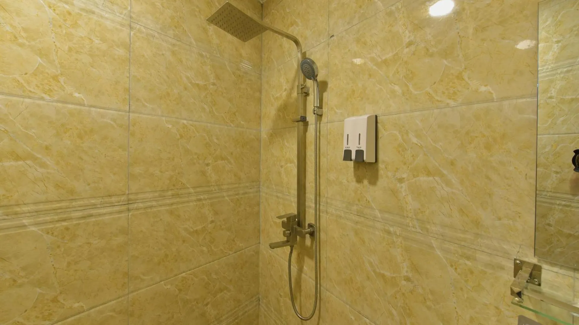 Townhouse Oak Hotel Holmes Johor Jaya Johor Bahru 4*,  Malezja