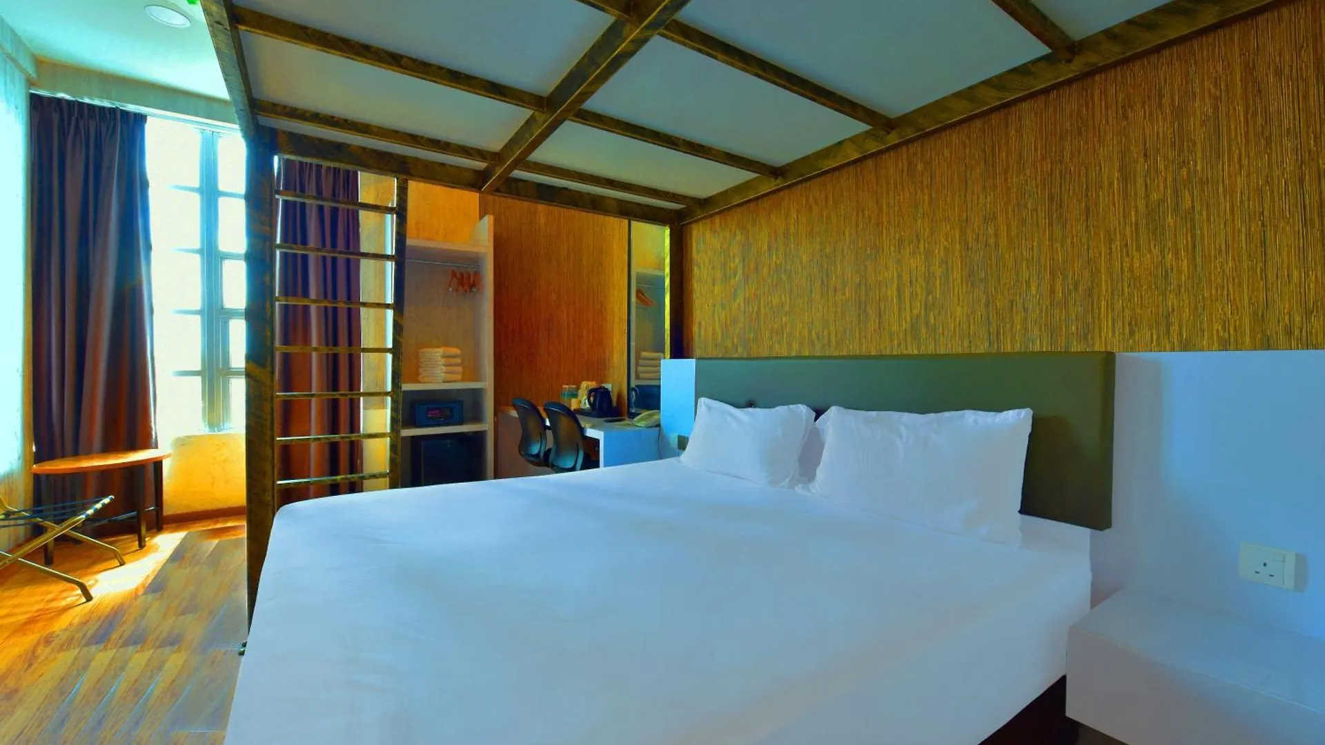 Townhouse Oak Hotel Holmes Johor Jaya Johor Bahru 4*,  Malaysia