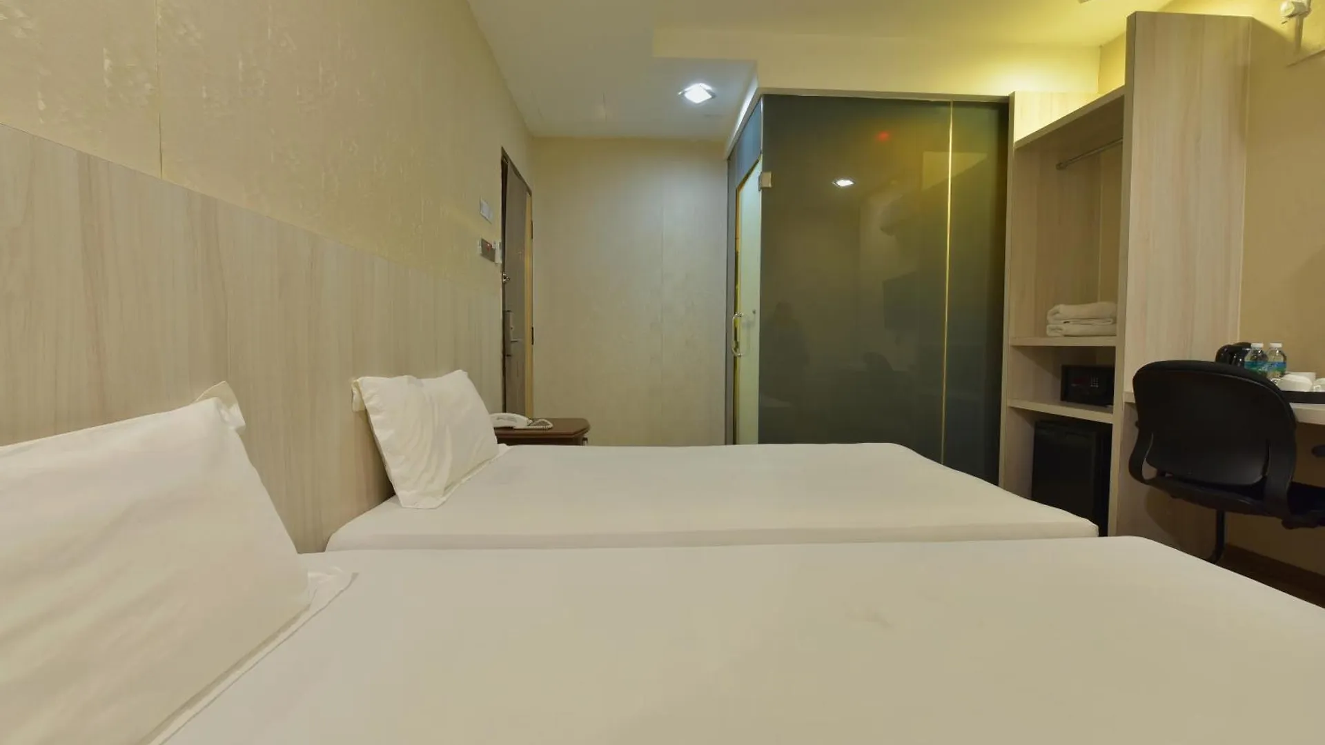 Townhouse Oak Hotel Holmes Johor Jaya Johor Bahru 4*,  Malezja