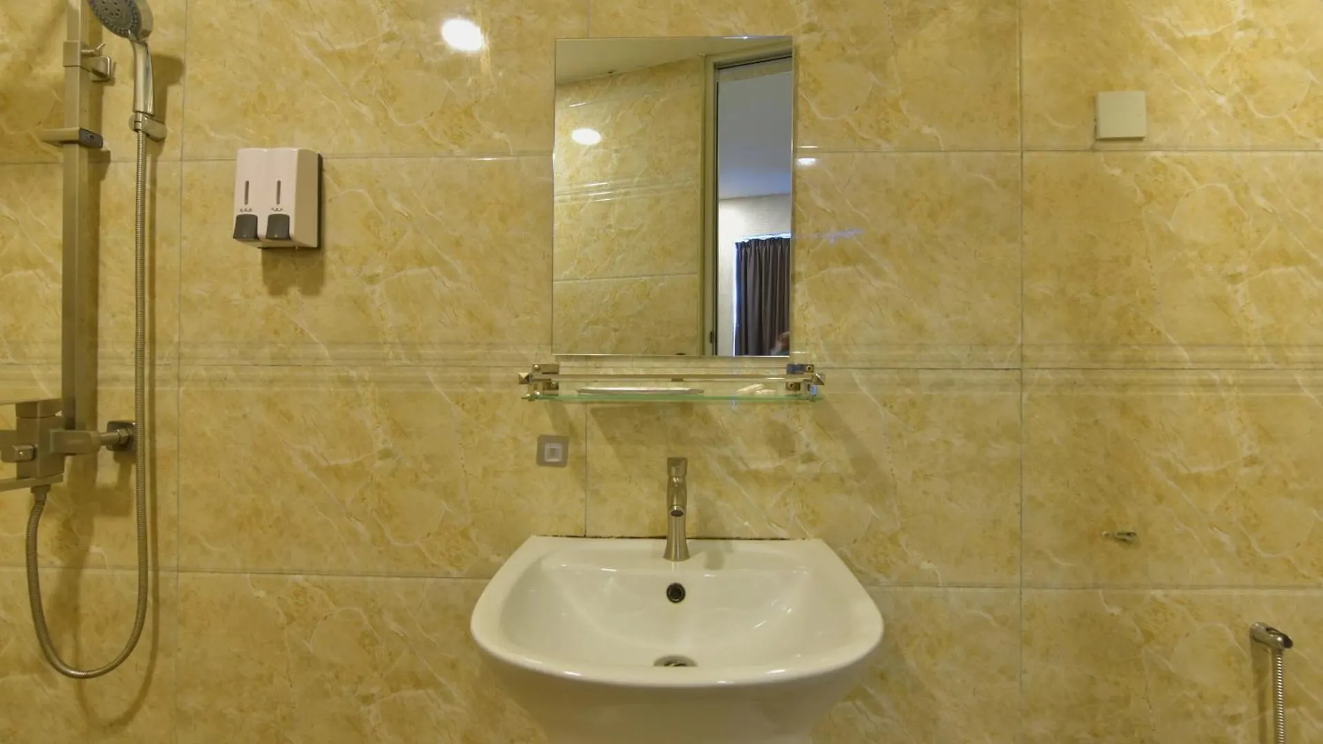Townhouse Oak Hotel Holmes Johor Jaya Johor Bahru 4*,